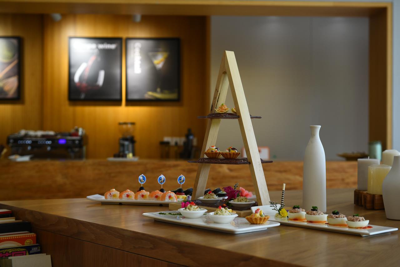 Jiaxing Goliah Hotel Екстериор снимка